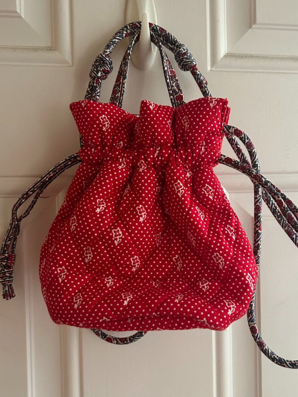 Vera Bradley Tilden Drawstring Dotty Floral